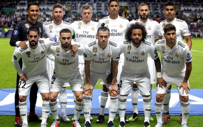 杏运体育动态-久保建英赛后疯狂庆祝胜利