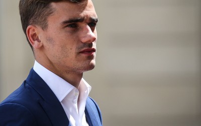 杏运体育独家-内马尔模仿梅西庆祝动作